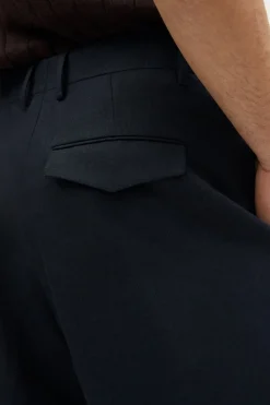 Bermuda in Twill di Lino