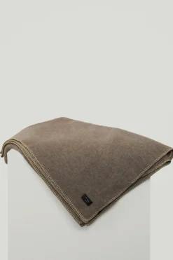 Coperta in Lana Cardata