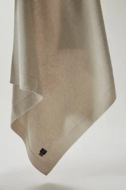 Coperta in Maglia in Lana Cardata