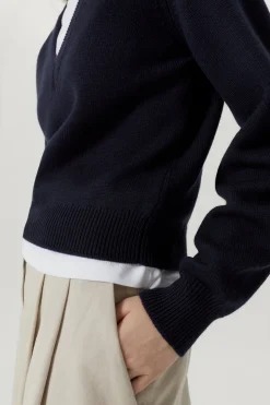 Maglia Crop con Scollo a "V" in Lana Merino