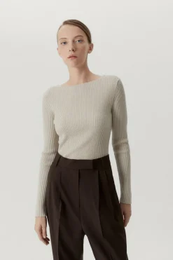Top con Scollo sul Dietro in Lana Merino